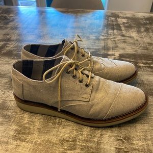 Toms Brogues Sz 9